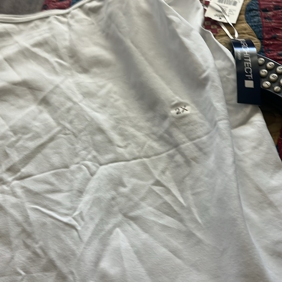 Woman’s bundle two tanks brand new size 2x - Picture 3 of 6